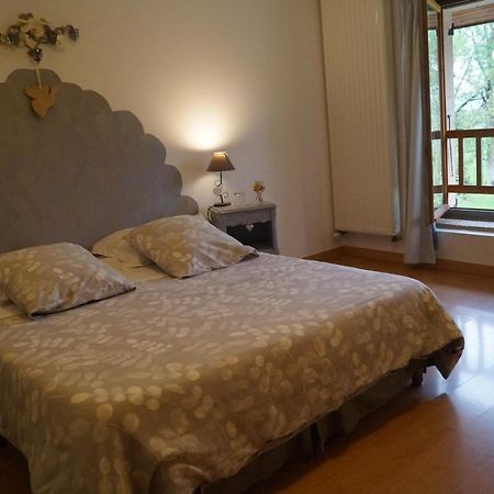 Chambre D'Hotes La Jument Grise Lescheroux ภายนอก รูปภาพ