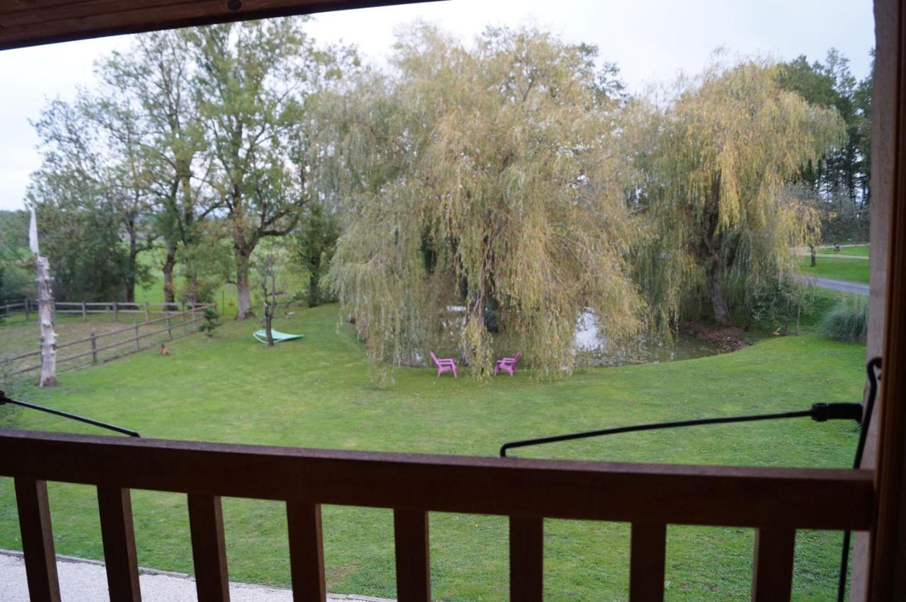 Chambre D'Hotes La Jument Grise Lescheroux ภายนอก รูปภาพ